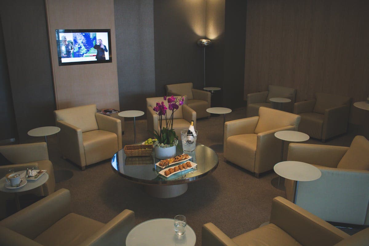 Airport VIP fast track lounge Helsinki
